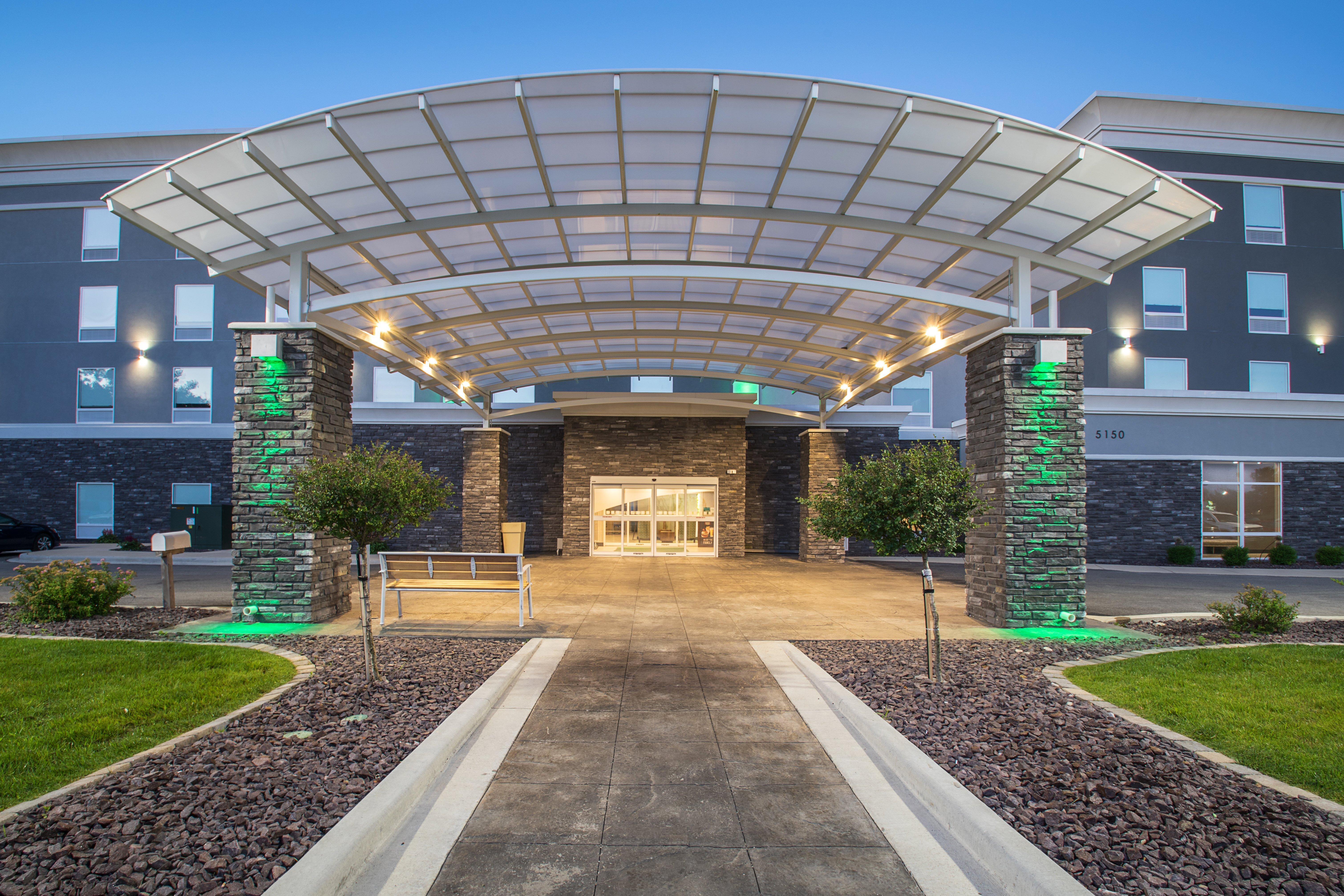 Holiday Inn & Suites Decatur-Forsyth By Ihg Exterior foto